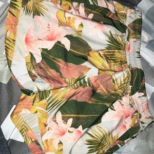 Old navy active 10 - 12 shorts